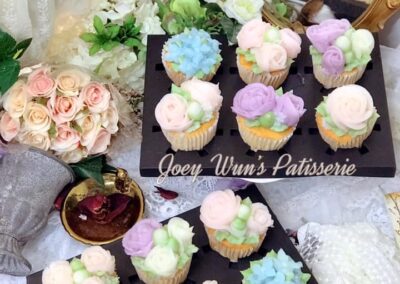 韓式裱花課程 烘焙培訓班 蛋糕製作課程 藍帶師資烘焙課 小班裱花教學 移民必備烘焙技能 裱花技能學習 家用烘焙課程 職業烘焙培訓 韓式蛋糕裝飾教學 法國藍帶烘焙導師 韓國協會認證裱花課 星級主廚烘焙教學 國際認可烘焙課程 零基礎學韓式裱花 烘焙技能移民課程推薦 小班制蛋糕裱花培訓 藍帶導師手把手教烘焙 香港韓式裱花課 香港烘焙培訓學校 香港移民技能烘焙課